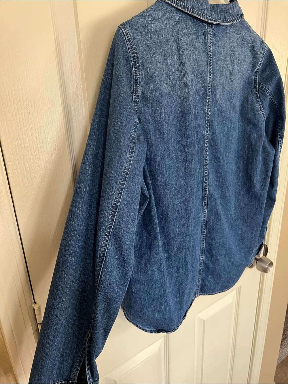 J.Crew Jeans Chambray Popover Shirt Medium 100% Cotton Denim Utility Top - Picture 13 of 14